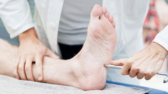 Qué es el pie diabético: síntomas y tratamientos